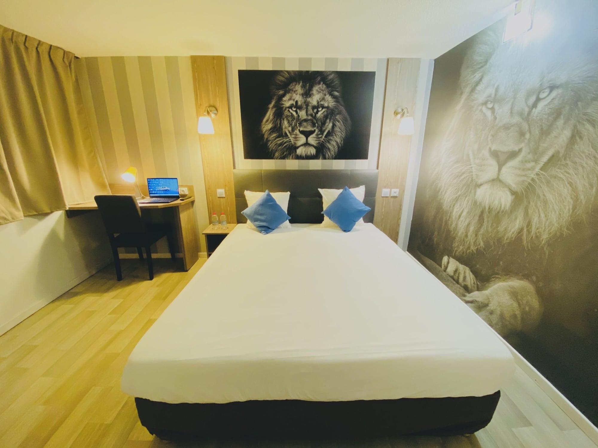 Kyriad Direct Lille Nord - Roubaix Hotel Buitenkant foto